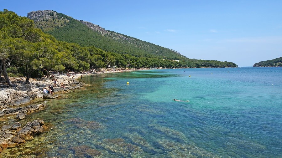 Snorkeling a Playa de Formentor Snorkeling a Playa de Formentor